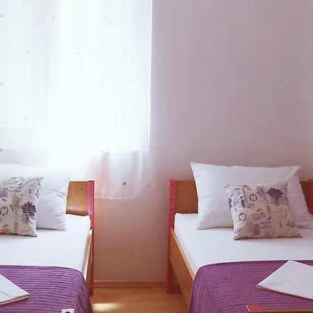 Marcela * Ploce (Dubrovnik-Neretva)